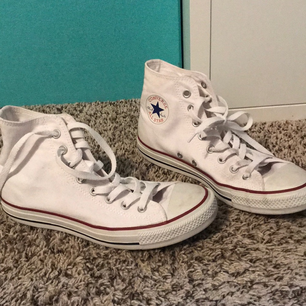 worn 3 times// converse high top sneakers